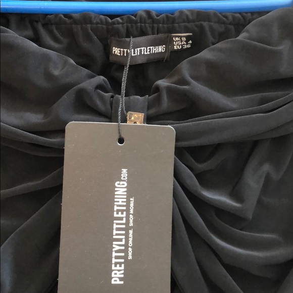 Pretty little thing black crop top - Picture 4 of 4